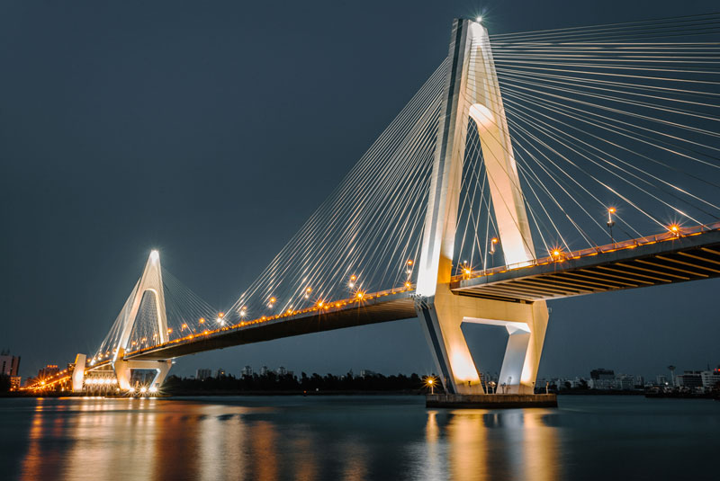 Esempio Ponte strallato | Ponte di Messina
